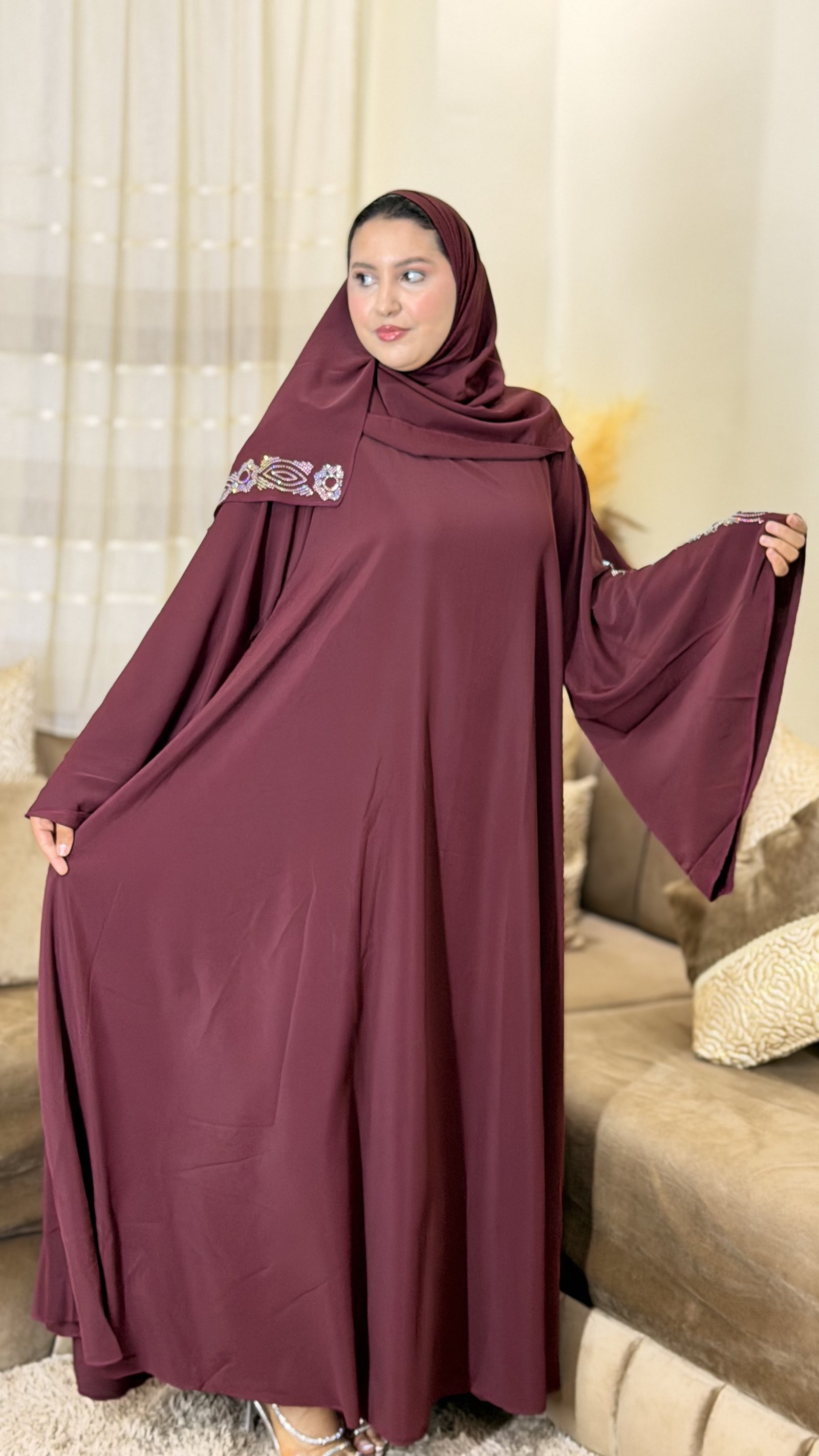 عباءة لمعة 2